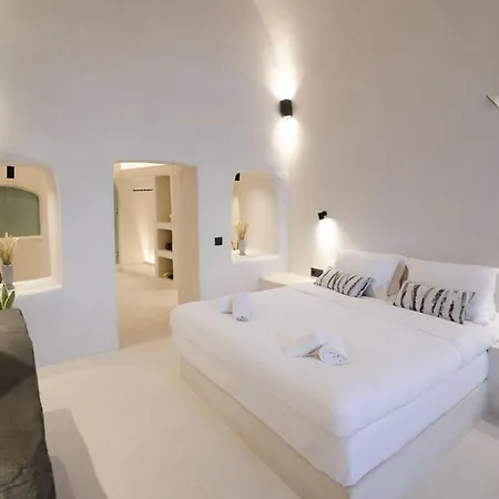 One Of One * Oia