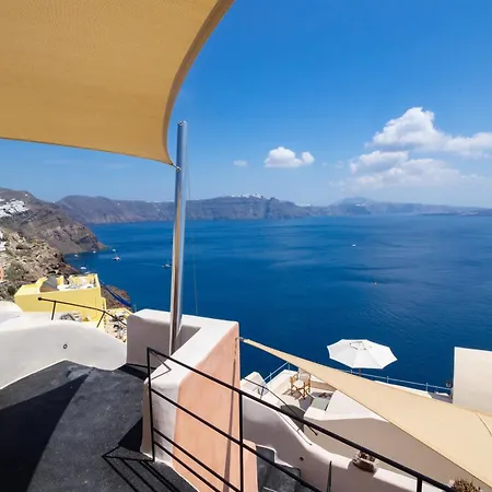 One Of One Oia